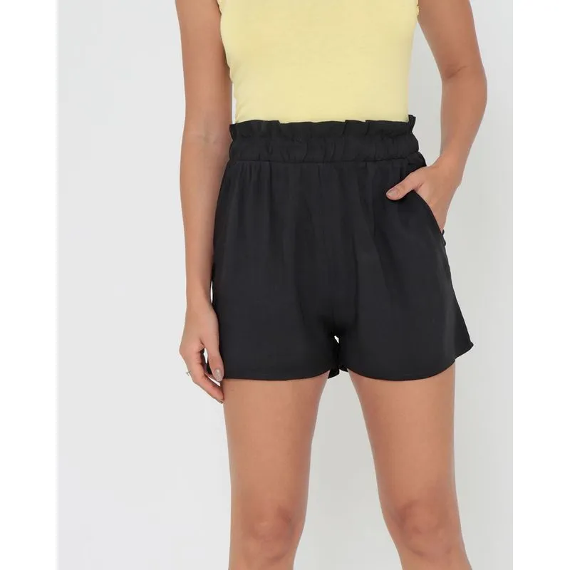 Short Liso Elástico Com Bolsos Preto G