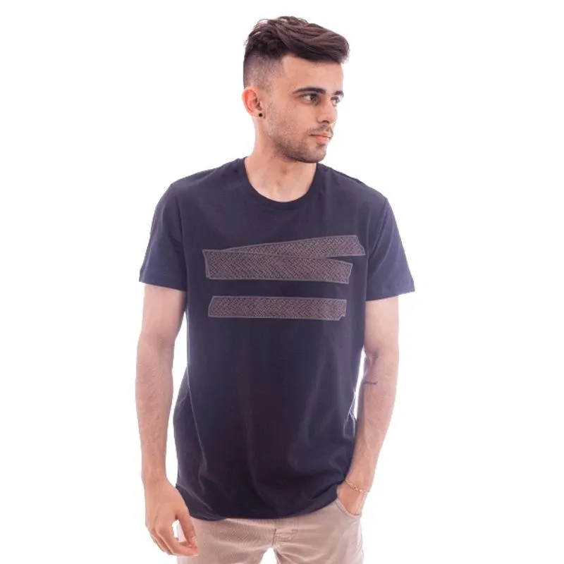 Camiseta masculina estampa preta m. Pollo