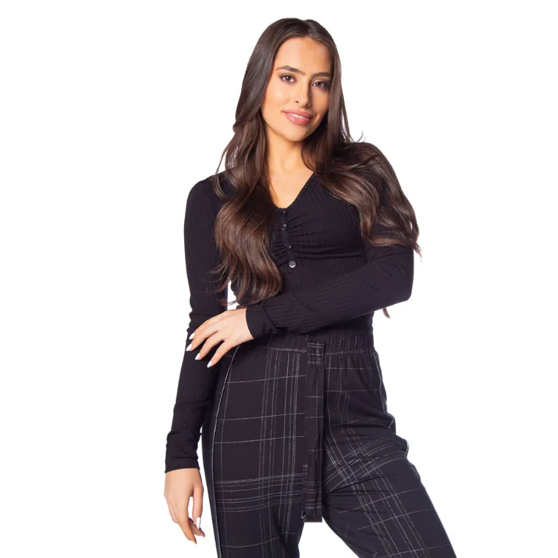 Blusa Feminina Cativa Canelada com Botões Preto - GG