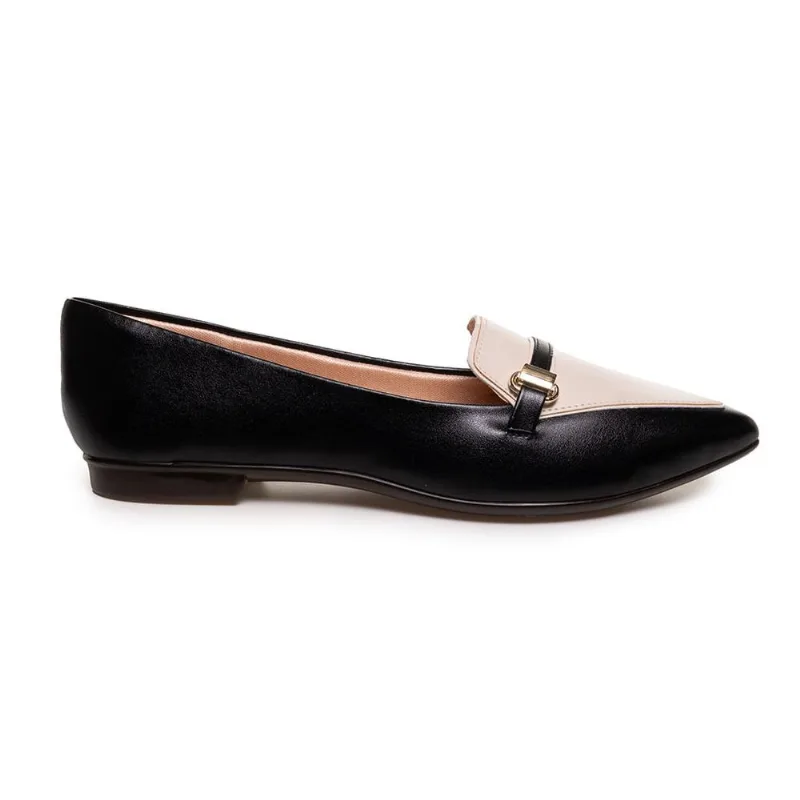Sapato Feminino Mocassim Bicolor Bico Fino Kult Preto Branco Preto e Branco - 37