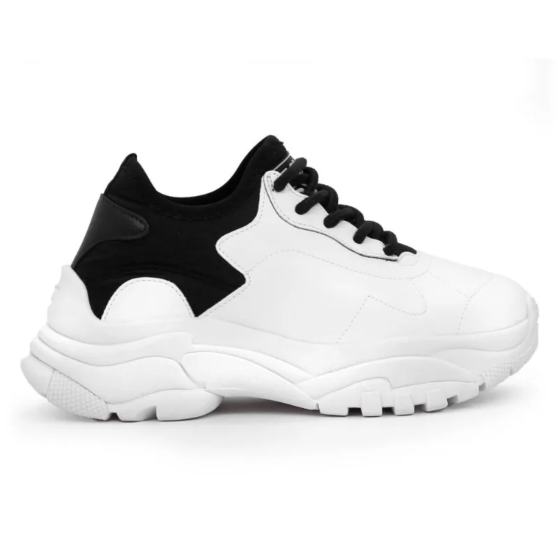 Sneaker Lança Perfume Etiqueta Emborrachada 38 / Preto / Branco