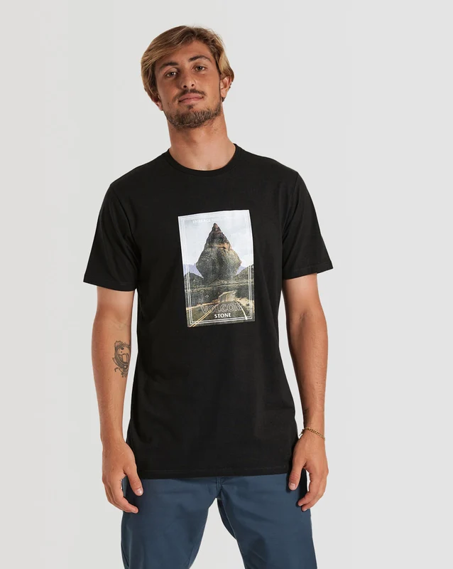 Camiseta Volcom Slim Fit Bygone Preta M / Preto