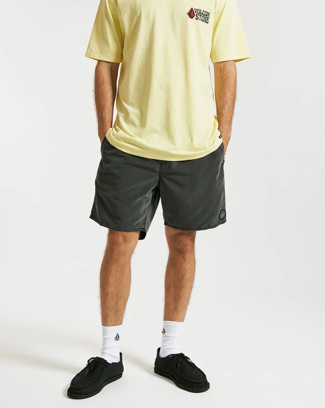 Shorts Volcom Center Trunk Black GG / Preto