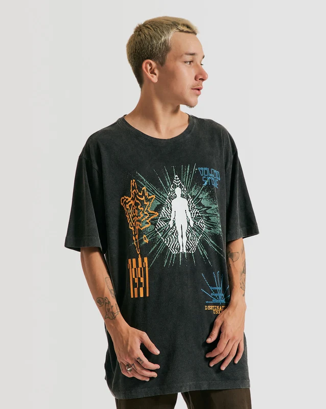 Camiseta Volcom Regular Concious Collider Preta GG / PRETO