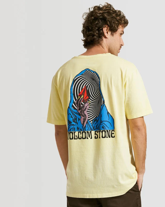 Camiseta Volcom Regular Mysterytubes Amarela GG / AMARELO