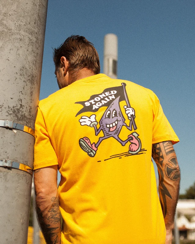 Camiseta Volcom Regular Freak Flag Amarela G / AMARELO