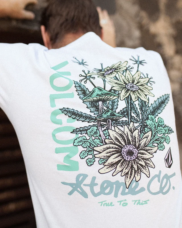 Camiseta Volcom Long Fit Psychedaisy Branca M / BRANCO