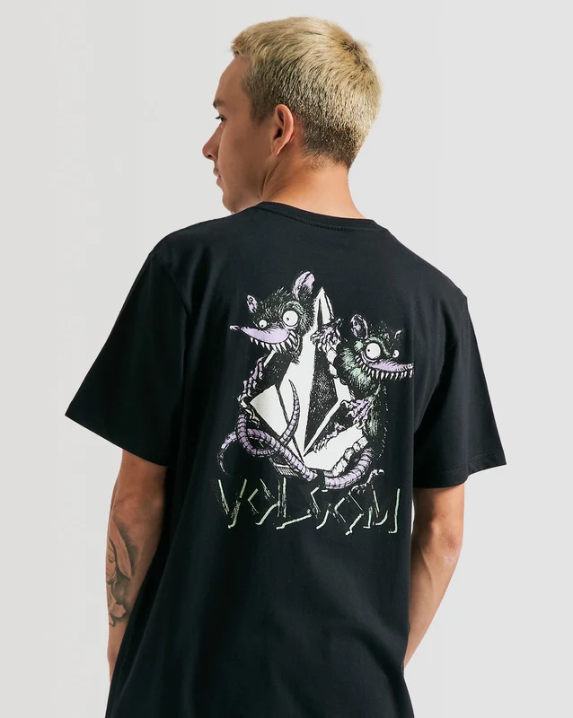 Camiseta Volcom Long Fit Sktratz Preta M / PRETO
