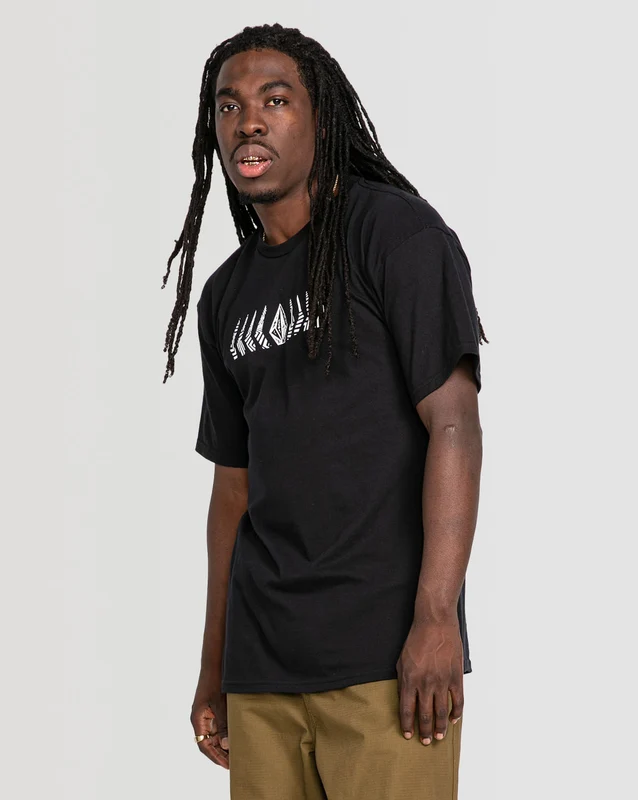 Camiseta Volcom Regular Traces Preta M / PRETO