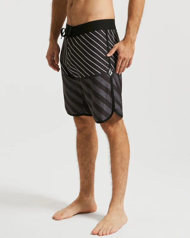 Boardshort Volcom Quarta Scallop Preto 46 / PRETO