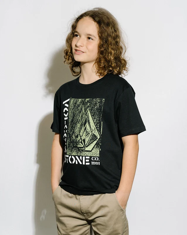 Camiseta Volcom Regular Deadline Juvenil Preta 8 / PRETO