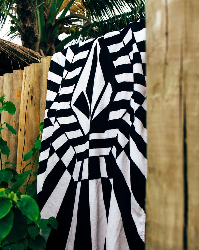 Toalha Volcom Stone Ray Black and White UN / Preto