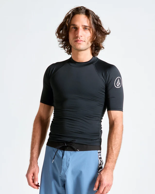 Lycra Volcom Manga Curta Circle Stone Preta GG / PRETO