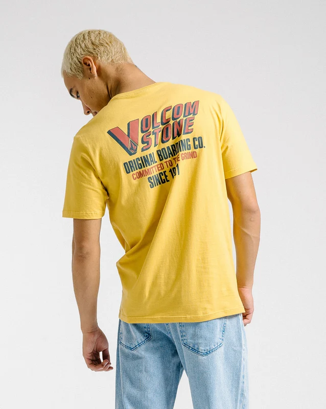 Camiseta Volcom Regular Raceday Amarela GG / AMARELO