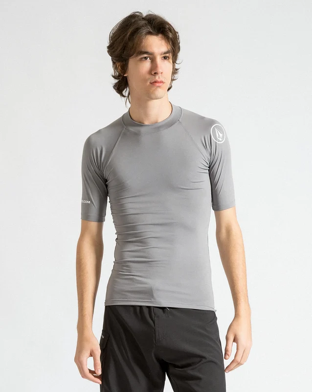 Lycra Volcom Manga Curta Lido Stone Chumbo GG / Cinza
