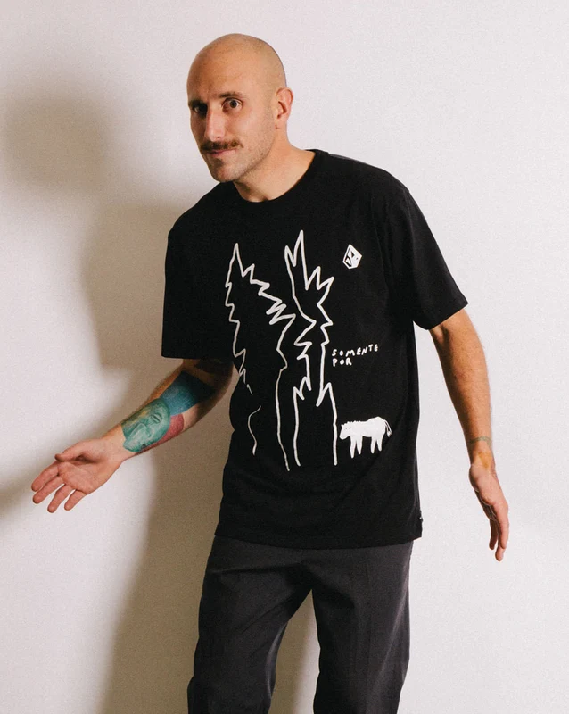 Camiseta Volcom Somente por Diversão Preta G / PRETO