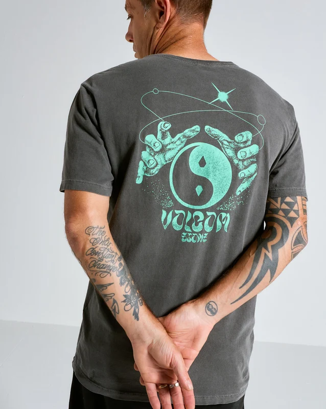 Camiseta Volcom Galacta Preta P / PRETO