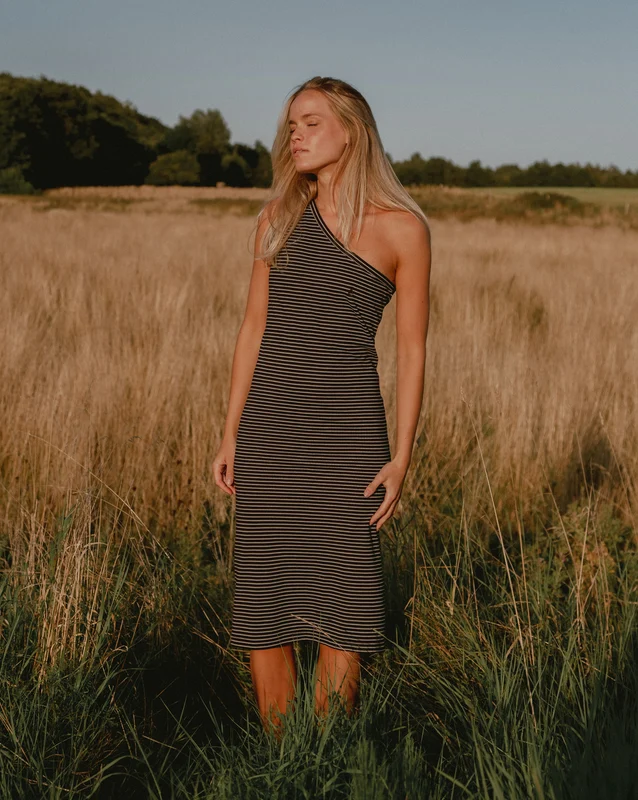 Vestido Volcom Assym Stripe Preto GG / PRETO