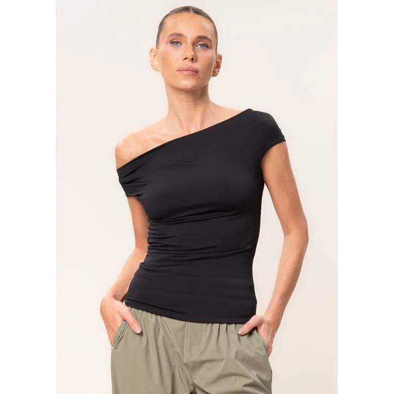 Blusa Assimétrica Trend Contour Preto/M