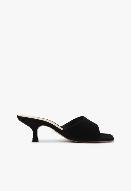 Dethalia Sandal 10.5 / Black / Nubuck Leather