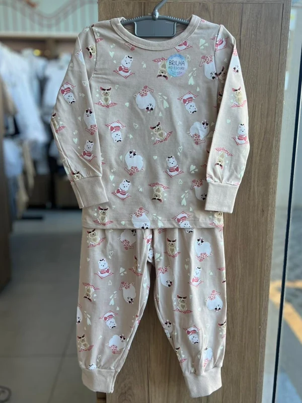 CONJUNTO PIJAMA BLUSA MANGA LONGA BICHINHOS E CALÇA BRILHA NO ESCURO MENINA ANGERÔ Bege / 2