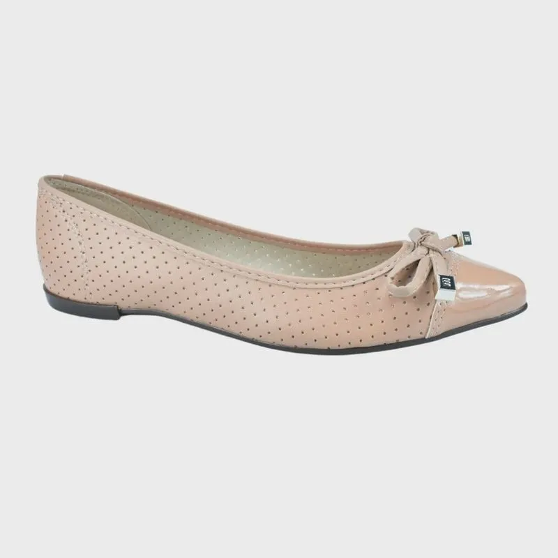 Sapatilha Moleca Premium Micro Perfuros Bico Fino Verniz Nude Feminino