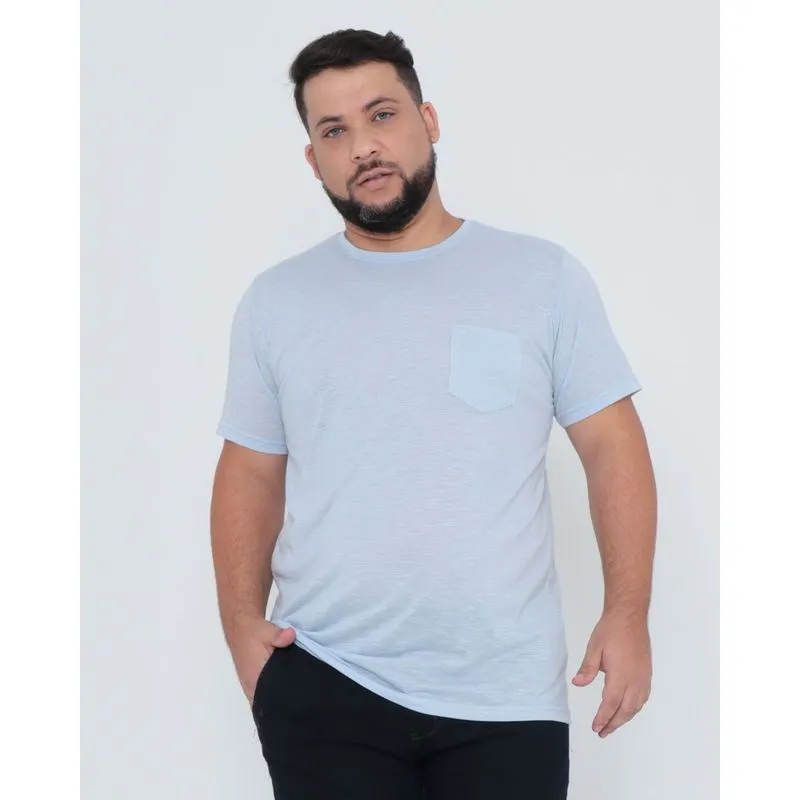 Camiseta Básica Plus Size Bolso Azul Claro G3
