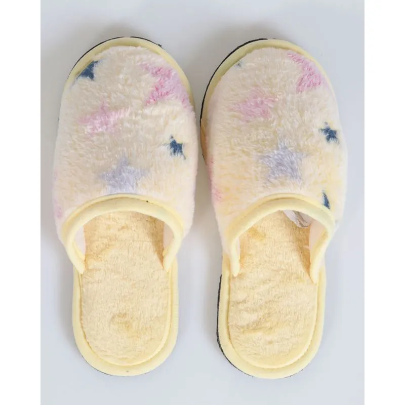 Pantufa Infantil Pelúcia Estampa Estrelas Amarelo Claro 34/35