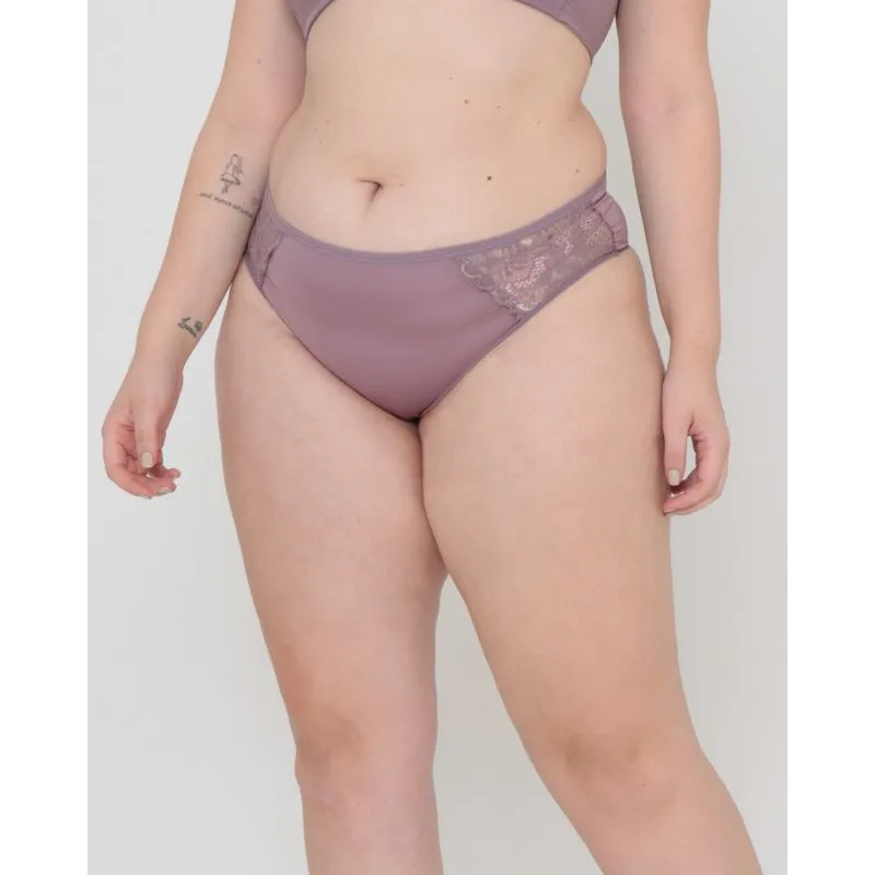 Calcinha Plus Size Alta Detalhe Renda Lilás 50
