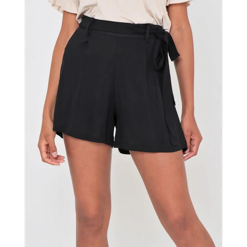 Short Viscose Com Pregas Preto P