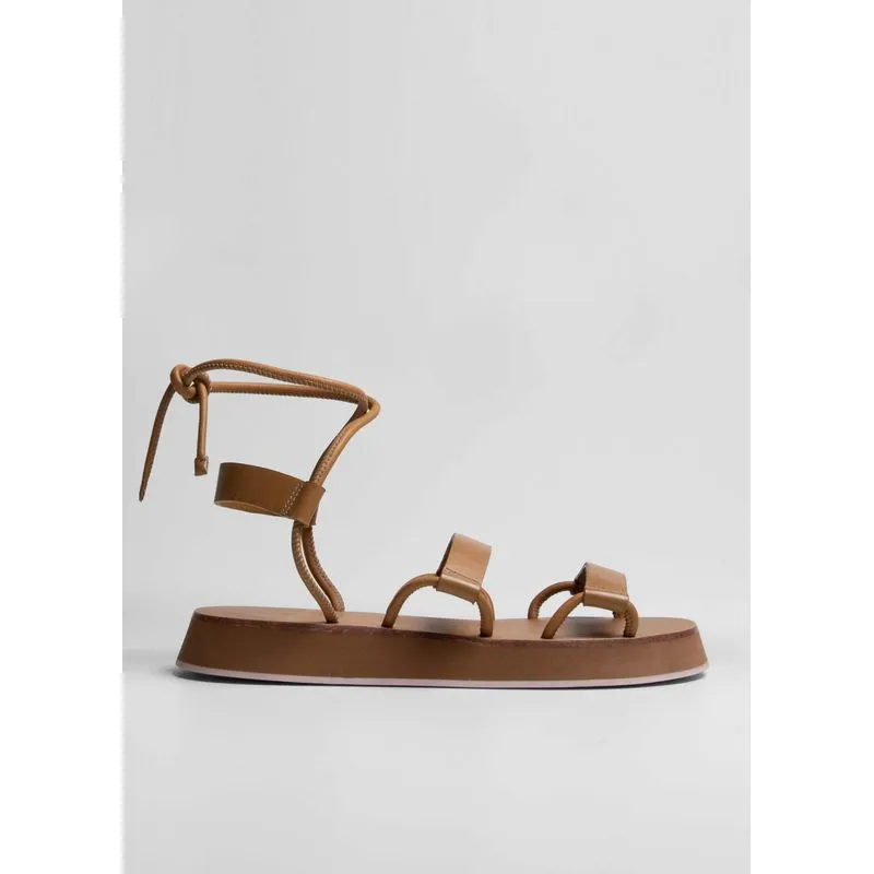Sandália flatform coracão Sandalia flatform coracao - bege - 37