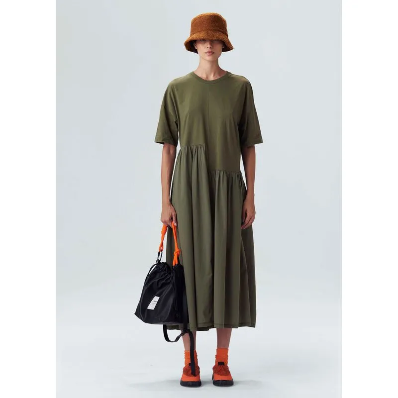 Vestido t-shirt longo fluid - verde forest - G