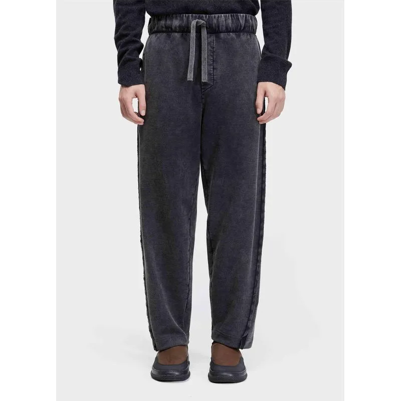 Calça moletom raw seam - preto - M