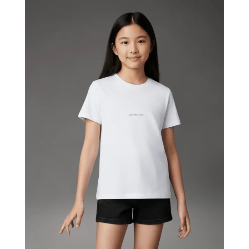 Camiseta Menina Logo Centralizado Calvin Klein Jeans - Branco 2 Camiseta Menina Logo Centralizado Calvin Klein Jeans Branco 2 8