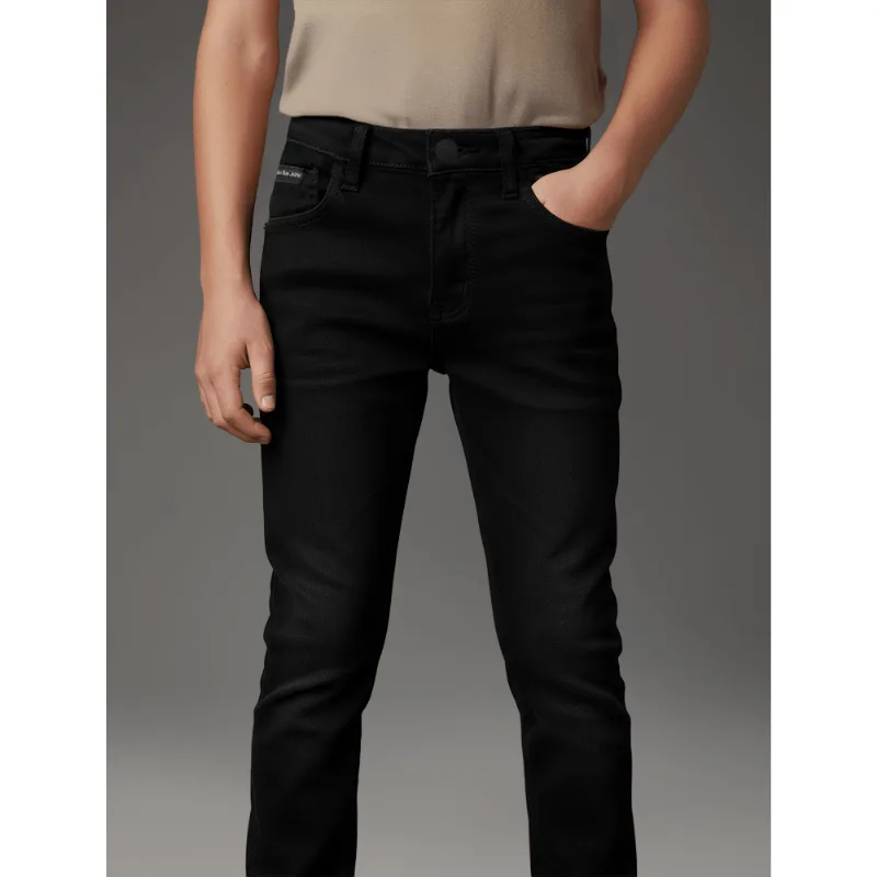 Calça Menino Color Skinny 5 Pockets Calvin Klein Jeans - Preto Calça Menino Color Skinny 5 Pockets Calvin Klein Jeans Preto 12