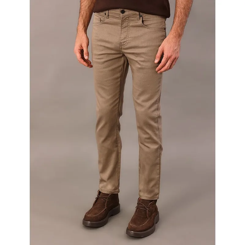 Calça Masculina Skinny Lisa 5 Pockets Calvin Klein - Caqui Medio Calça Masculina Skinny Lisa 5 Pockets Calvin Klein Caqui Medio 40