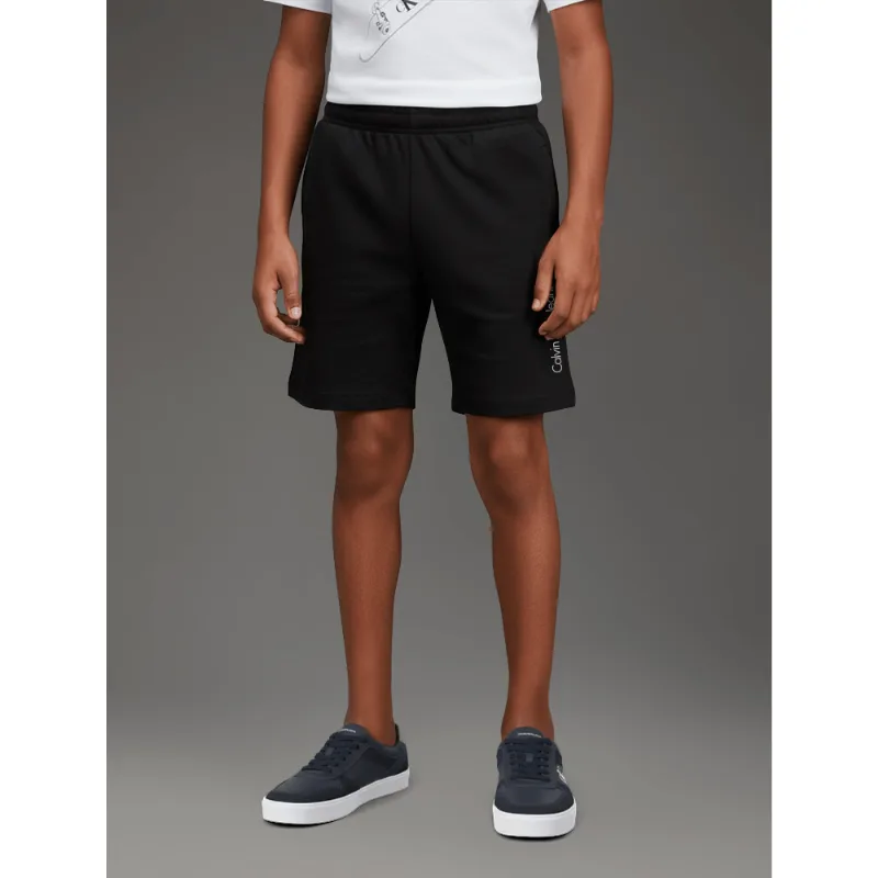 Shorts Menino Liso Calvin Klein Jeans - Preto Shorts Menino Liso Calvin Klein Jeans Preto 10