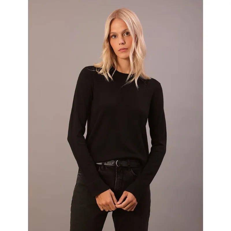 Tricô Feminino Gola Careca Calvin Klein Jeans - Preto Tricô Feminino Gola Careca Calvin Klein Jeans Preto Pp