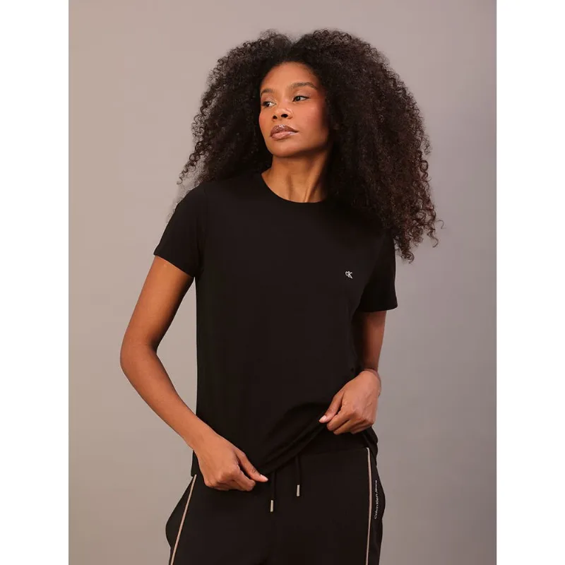 Camiseta Feminina Logo Bordado Calvin Klein Jeans - Preto Camiseta Feminina Logo Bordado Calvin Klein Jeans Preto p
