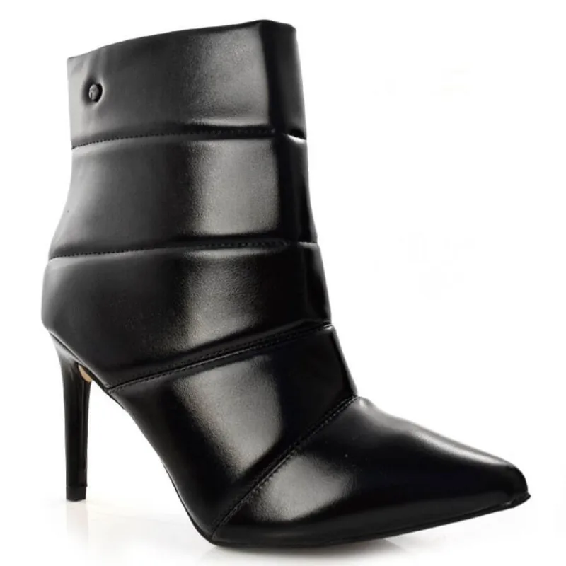 Bota de Salto de Bico Fino Feminina Tanara Preto T6101 35