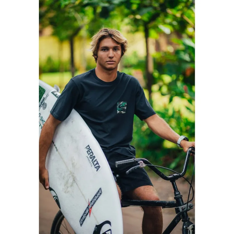 Camiseta Quiksilver M/C Hi Multiples Preto-Preto-G - Quiksilver