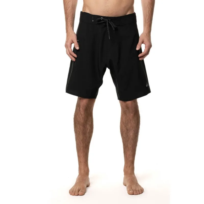 Boardshort Quiksilver Swell Solid Fusion 18 Preto-Preto-46