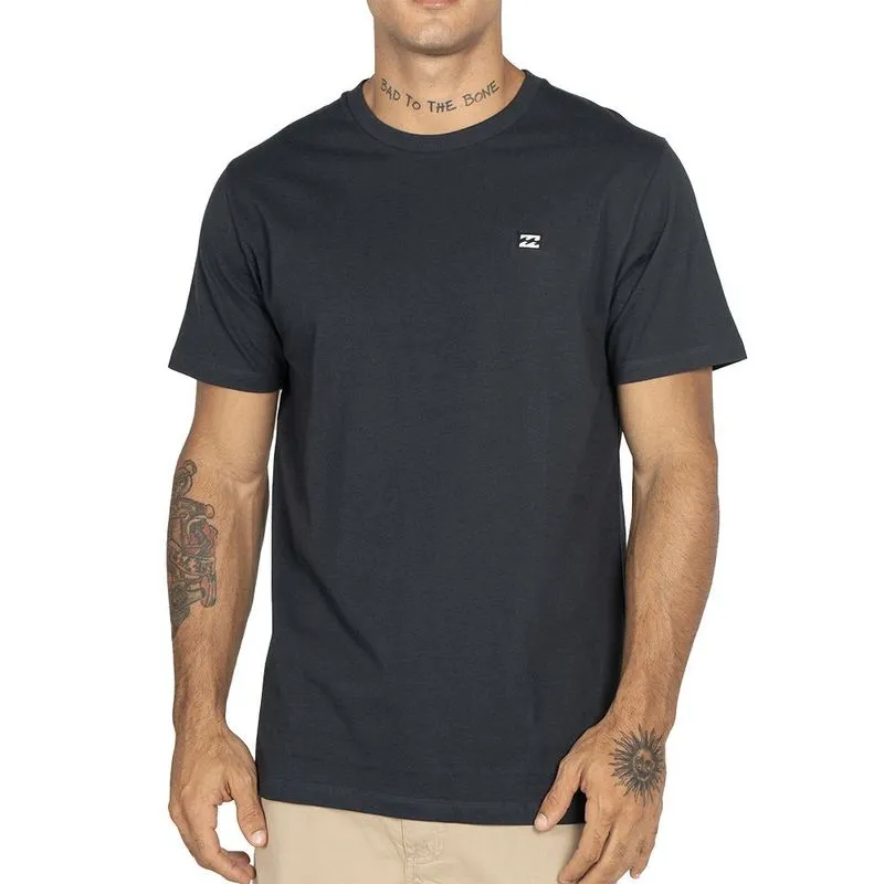 Camiseta Billabong Icon Patch WT25 Masculina Marinho P / azul-escuro