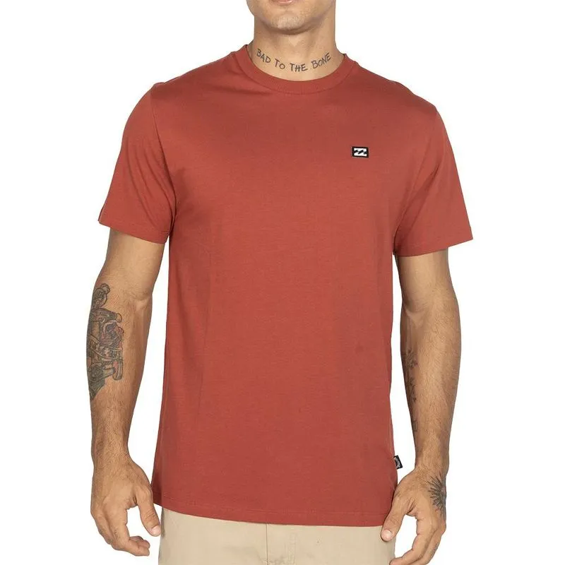 Camiseta Billabong Icon Patch WT25 Masculina Vinho M / vermeho