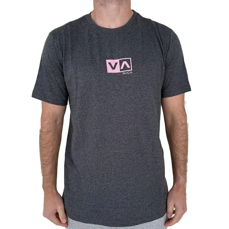 Camiseta RVCA Mini Balance Box WT25 Masculina Cinza Escuro G / chumbo