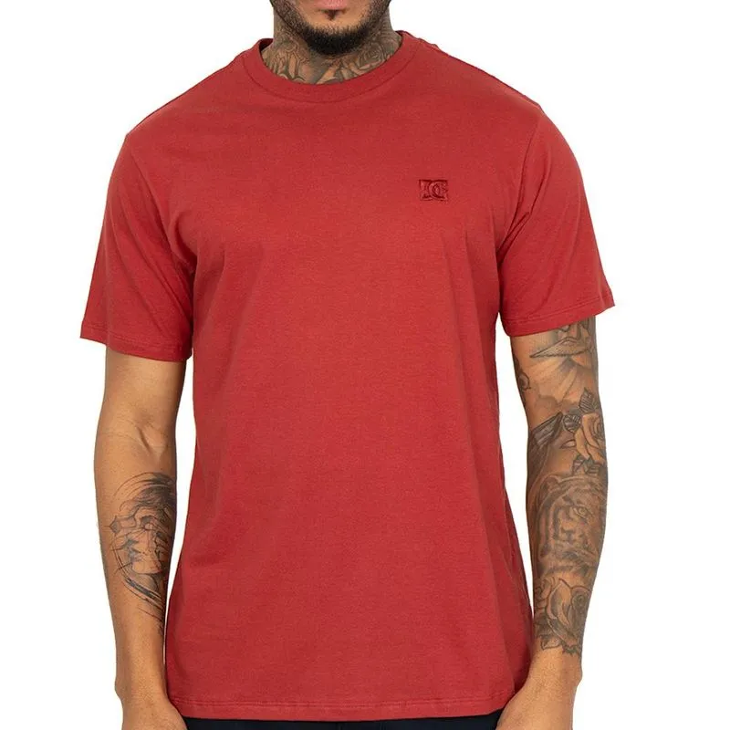 Camiseta DC Shoes Embroidery SM26 Masculina Vermelho P / vermeho