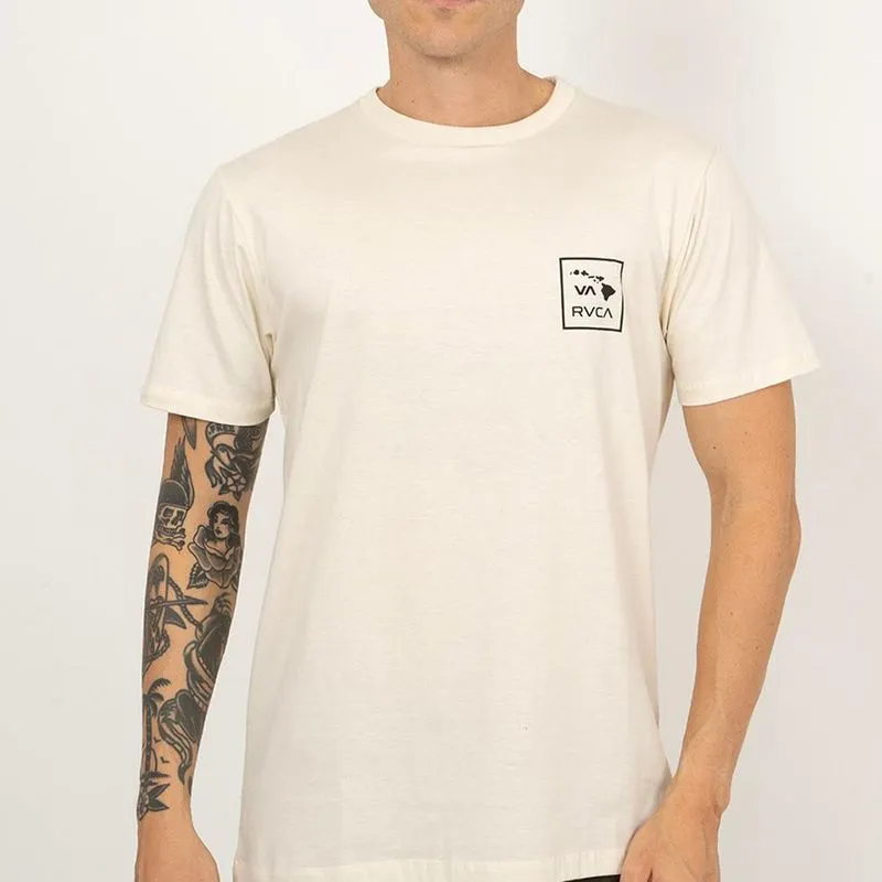 Camiseta RVCA VA ATW Hawaii SM26 Masculina Off White P / begê