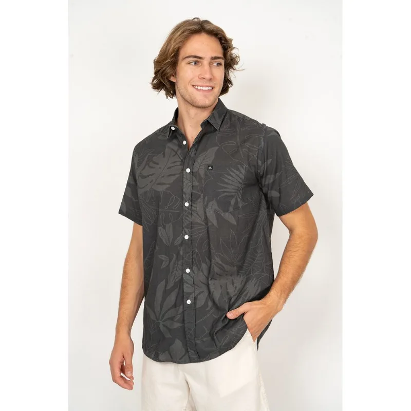 Camisa Quiksilver M/C Last Island Preto Camisa Quiksilver M/C Last Island Pre-Preto-P