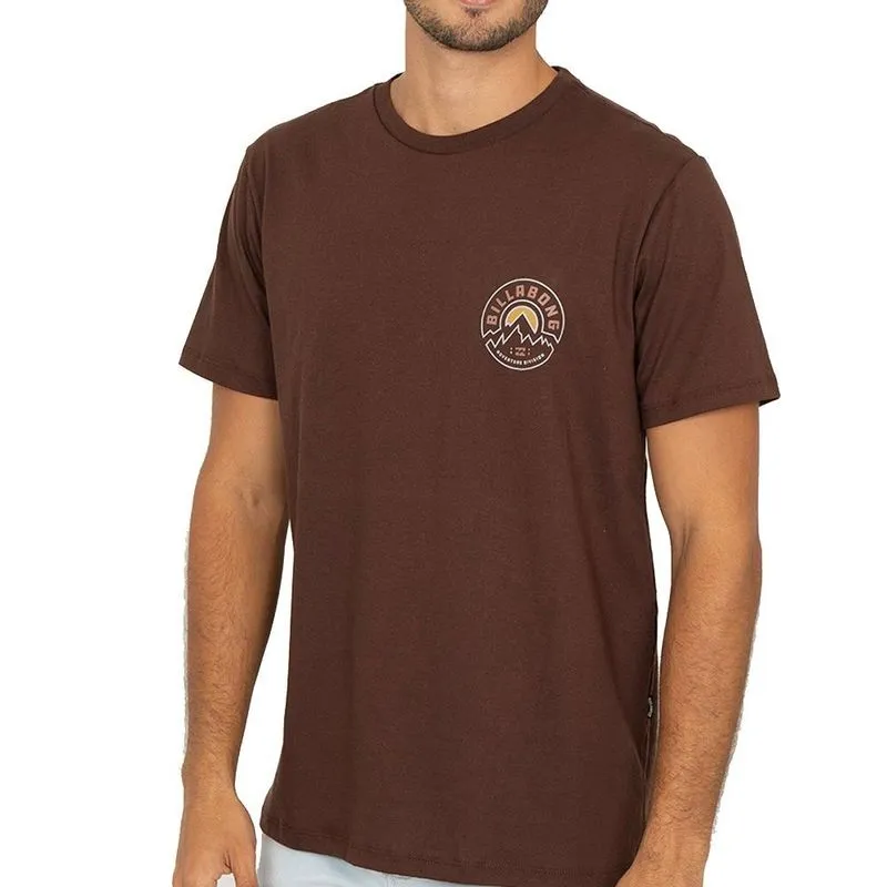 Camiseta Billabong Rockies I WT26 Masculina Marrom Escuro M / marrom