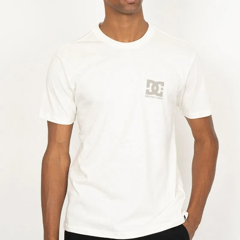 Camiseta DC Shoes DC Star Chest WT26 Masculina Snow White GG / branco